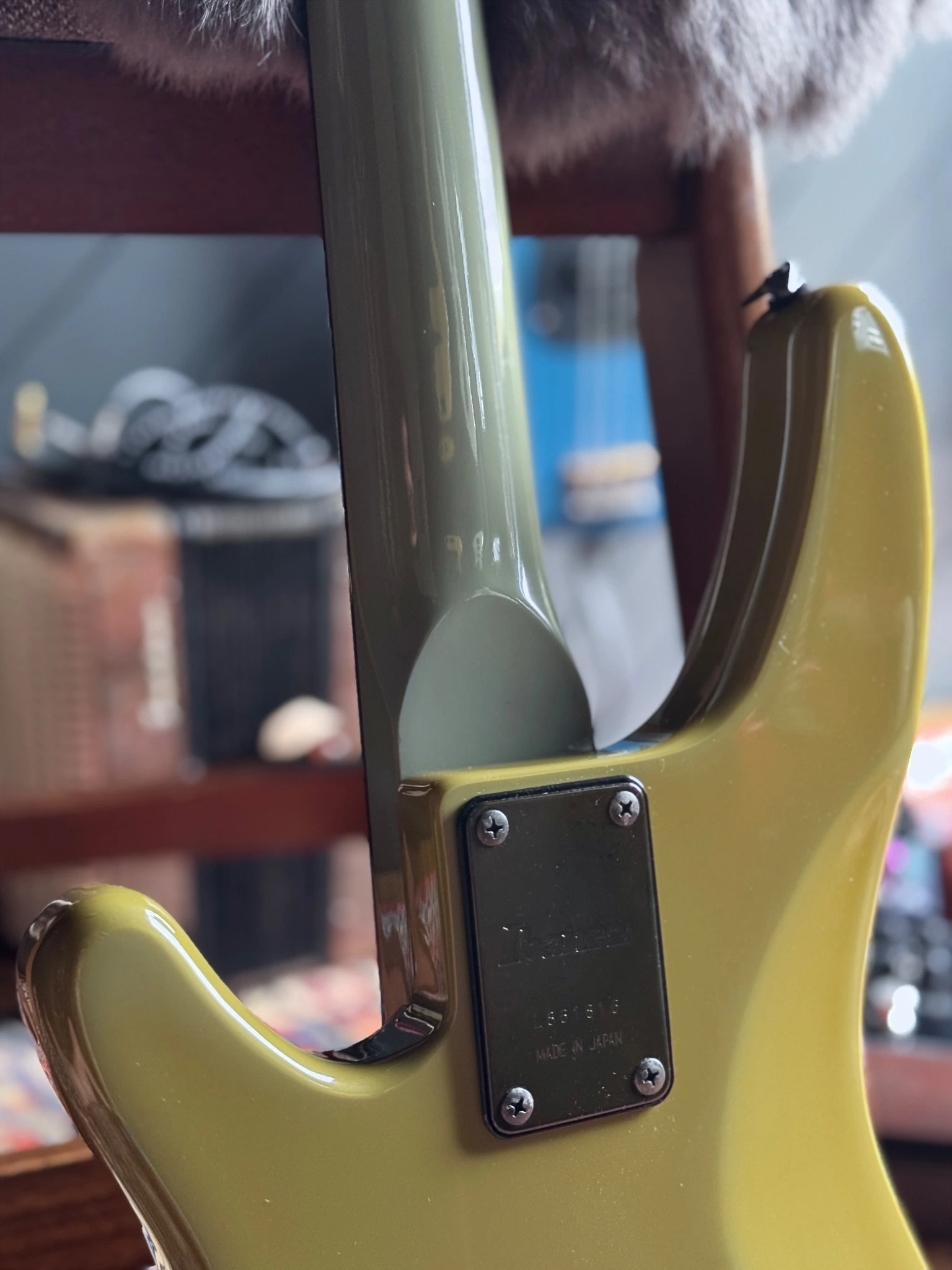 Back view of the Ibanez RB830 body and neck