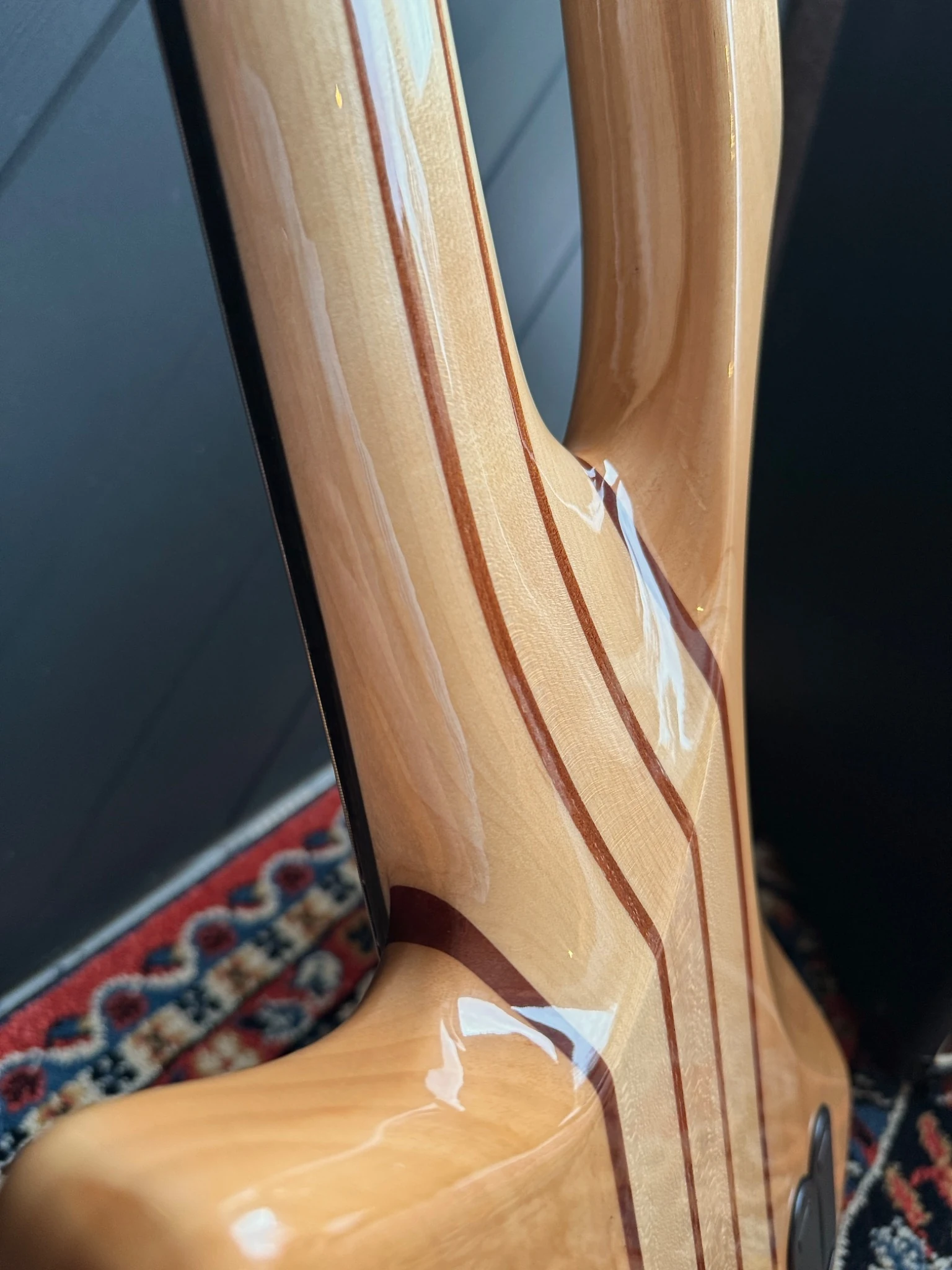 Close-up of the neck-through joint and layered body construction