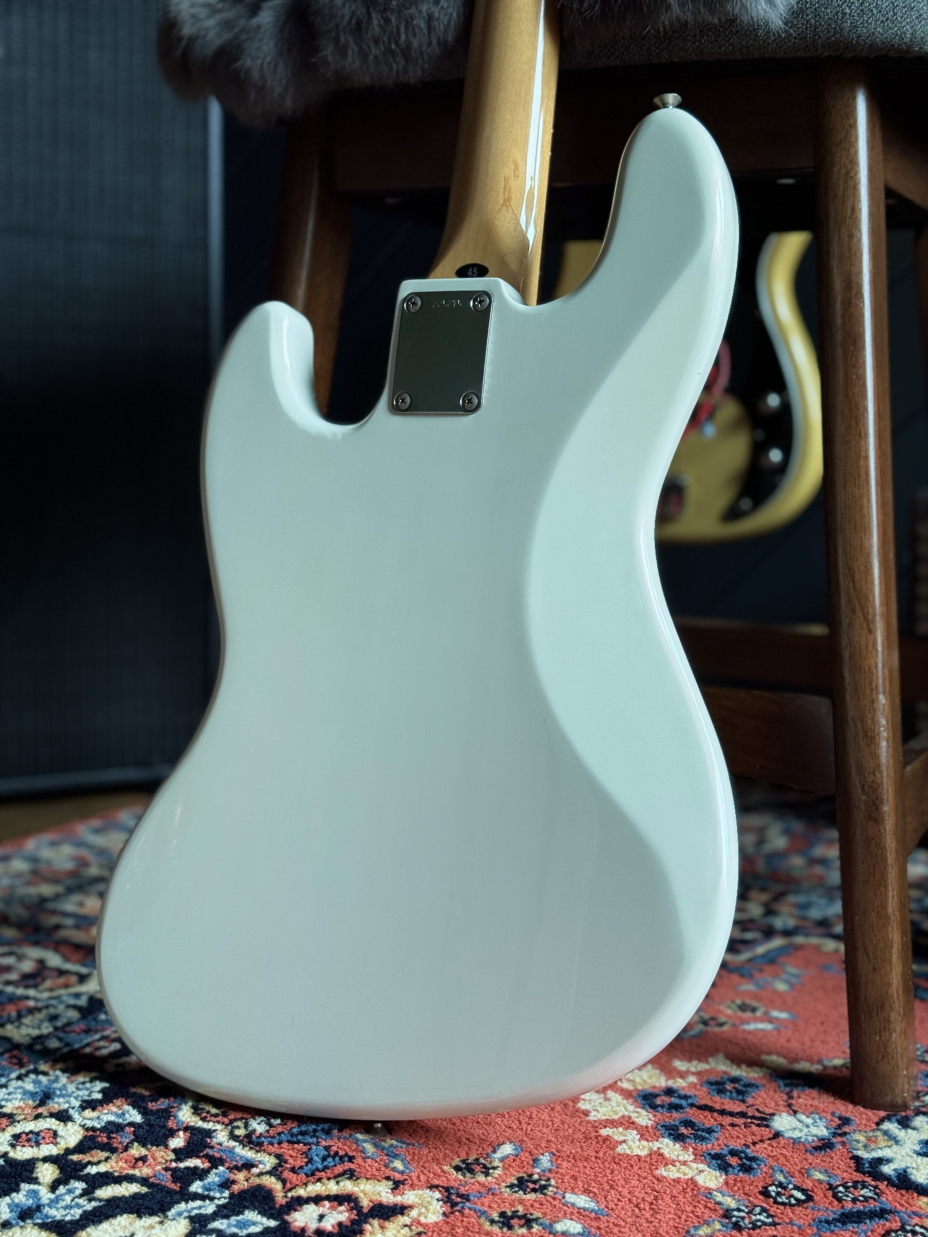 Tokai neck heel sticker and body joint detail