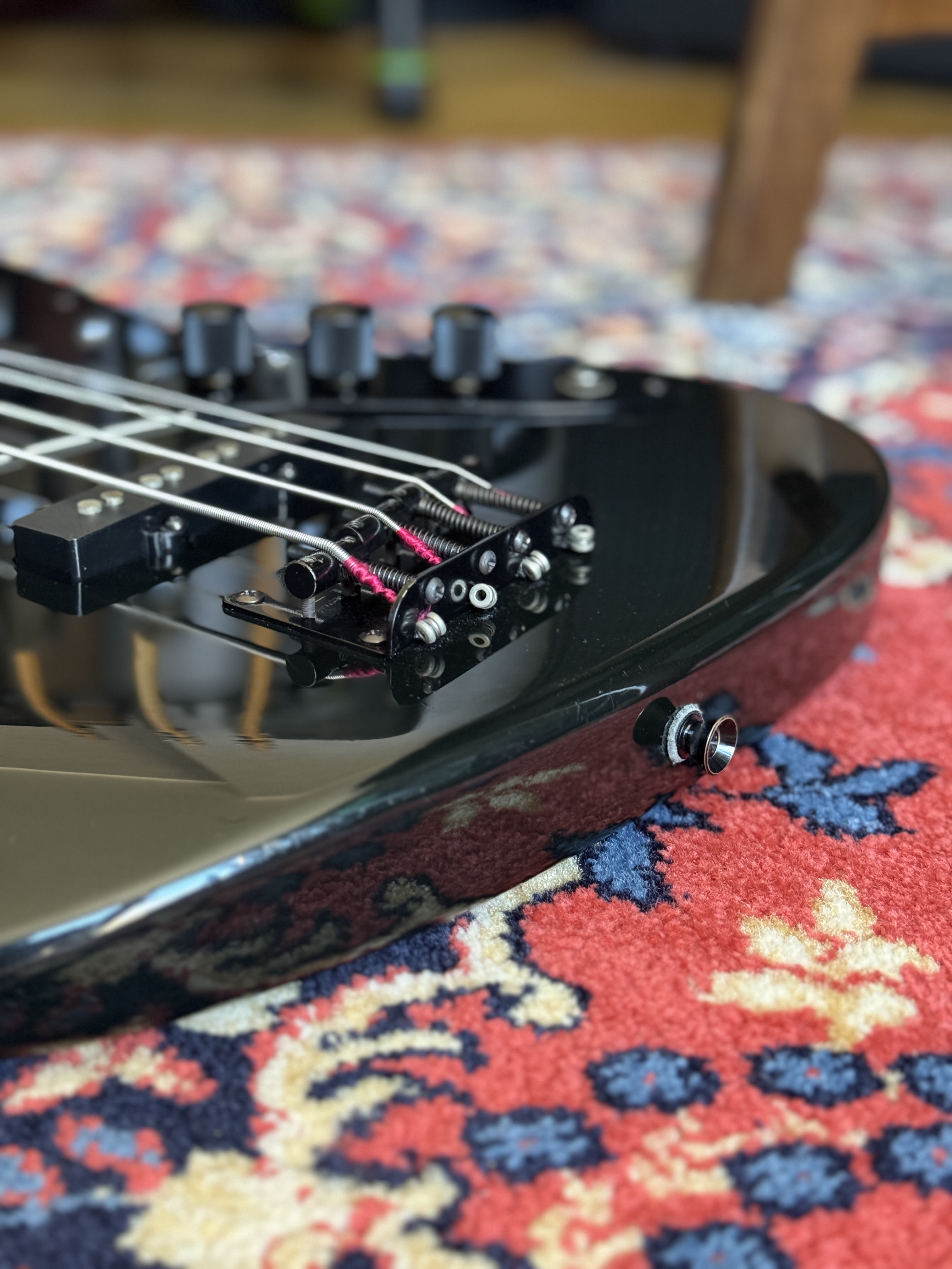 2010s Prologue All Black Jazz Bass — signs of life