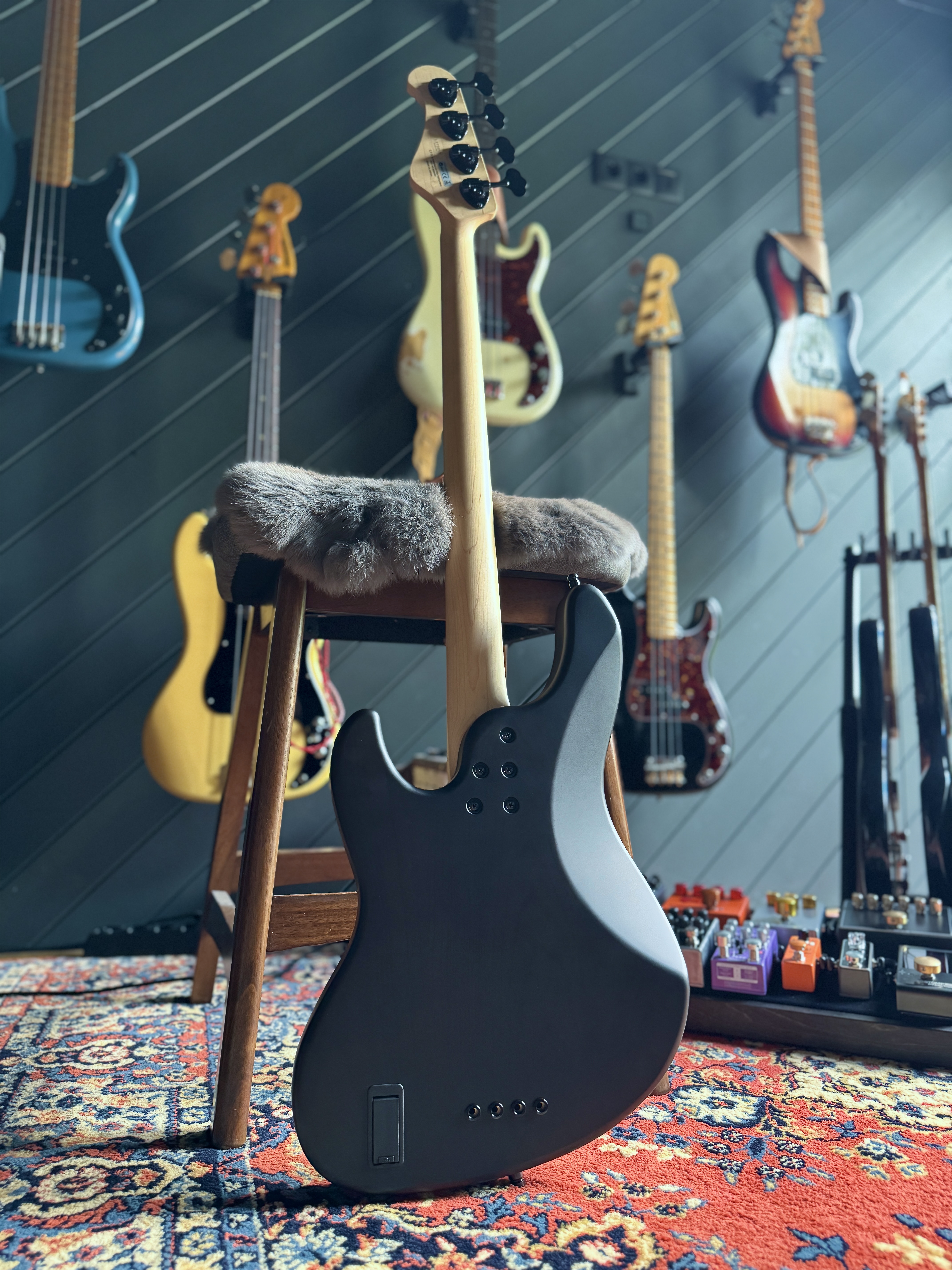 Full front view of the FGN J-Standard Mighty Jazz bass